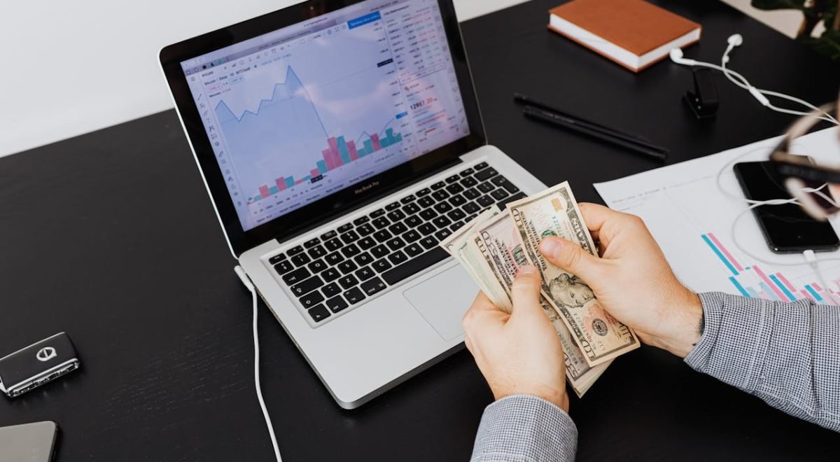 Best Affiliate Marketing Strategies to Make Money Online in 2026