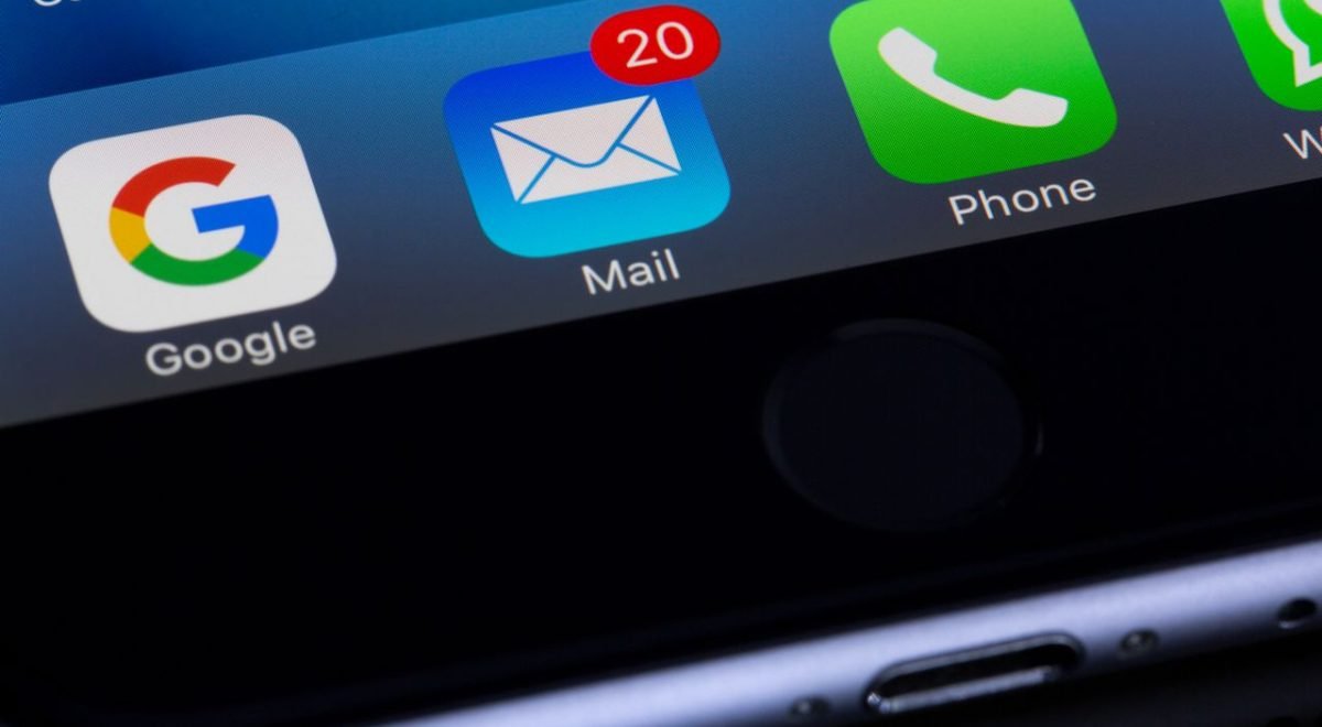 how to build an email list from scratch and make money 2026